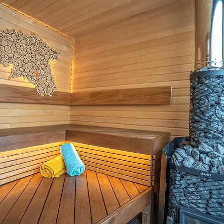 2me2 - Getaway In Vaerati