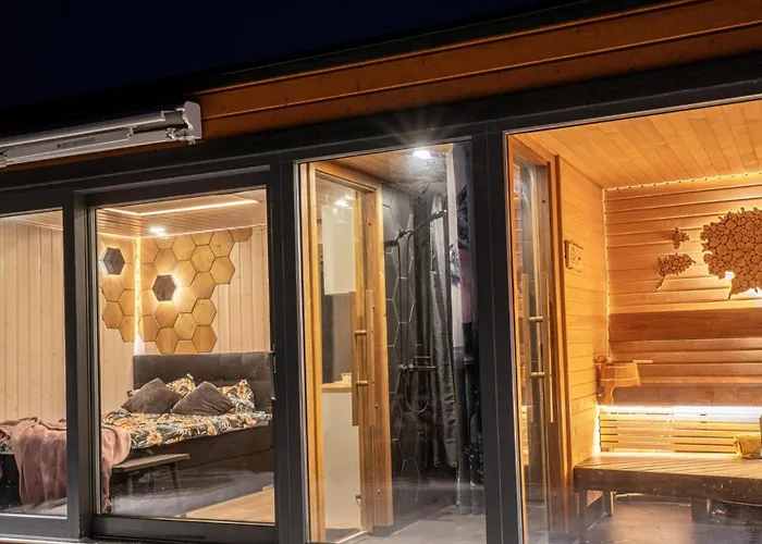 2me2 - Getaway In Vaerati * Varati