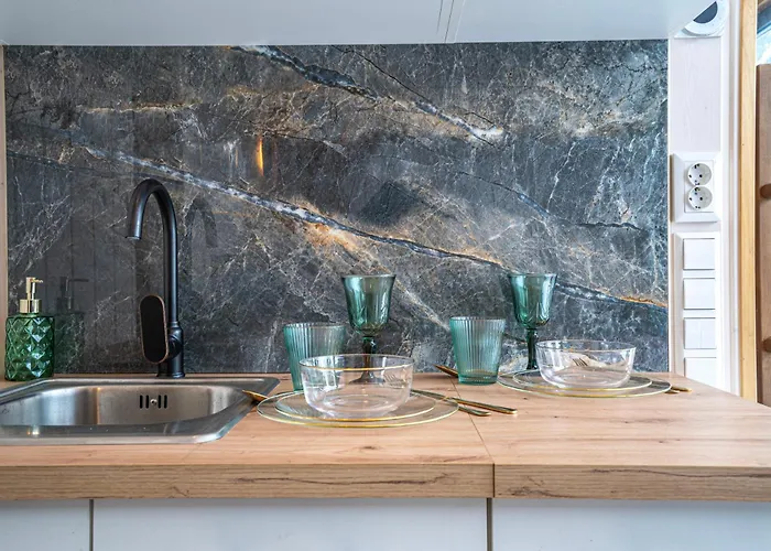 2me2 - Getaway In Vaerati Holiday home *