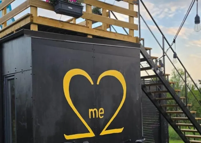 2me2 - Getaway In Vaerati *